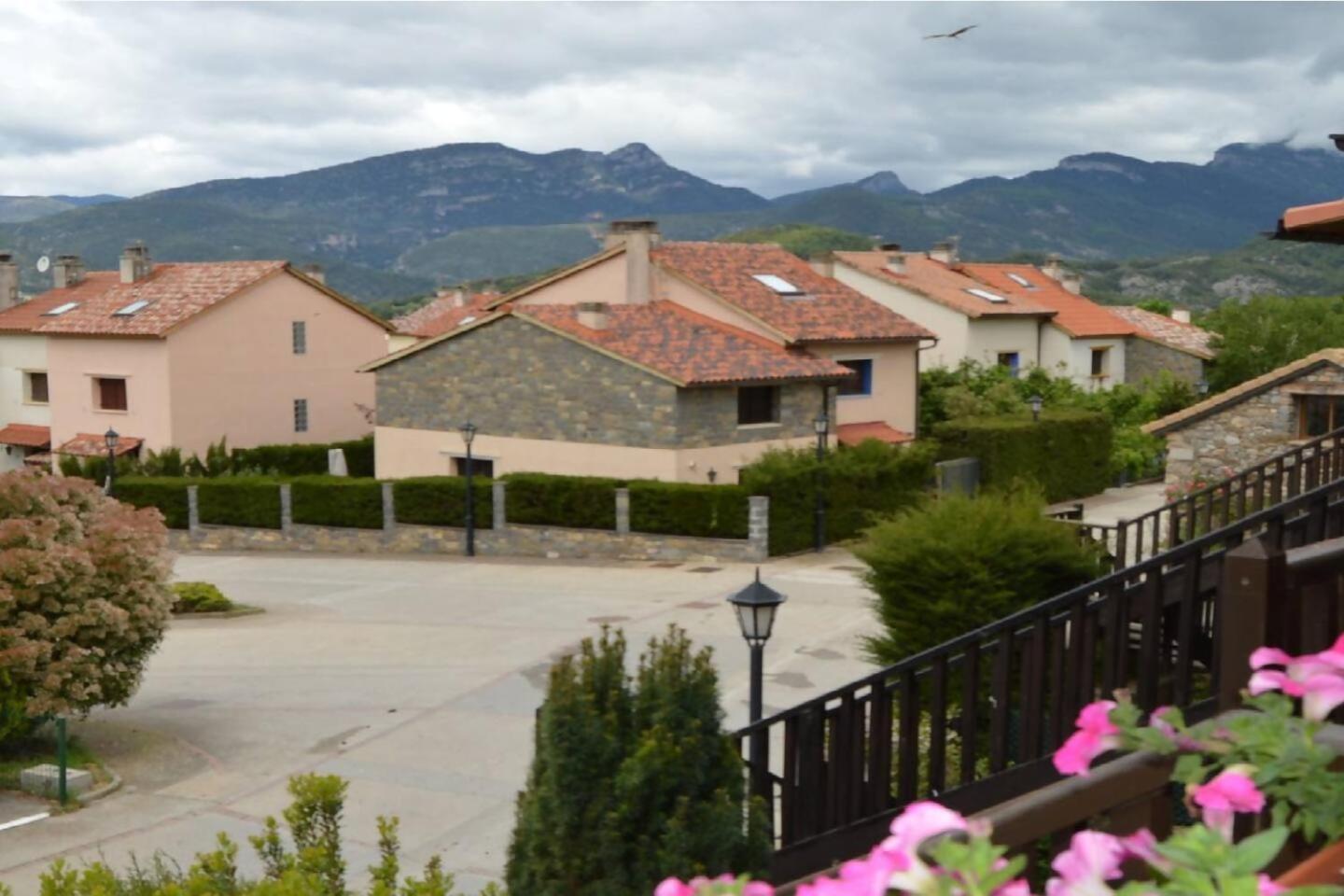 Duplex La Valle Ordesaainsa Laspuna Exterior photo