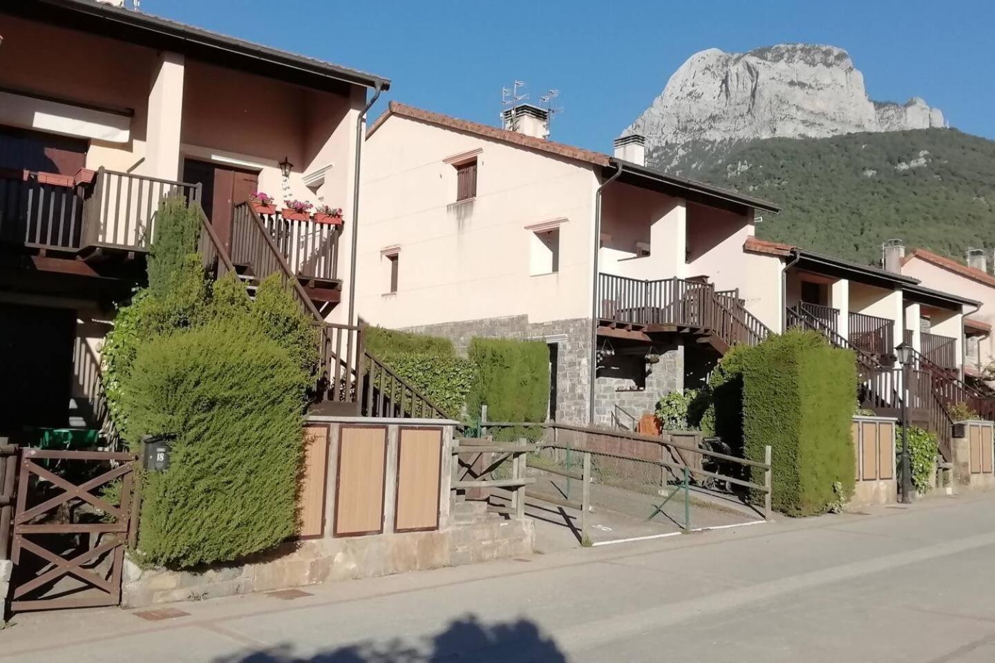 Duplex La Valle Ordesaainsa Laspuna Exterior photo