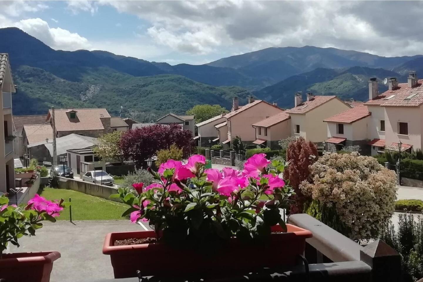 Duplex La Valle Ordesaainsa Laspuna Exterior photo