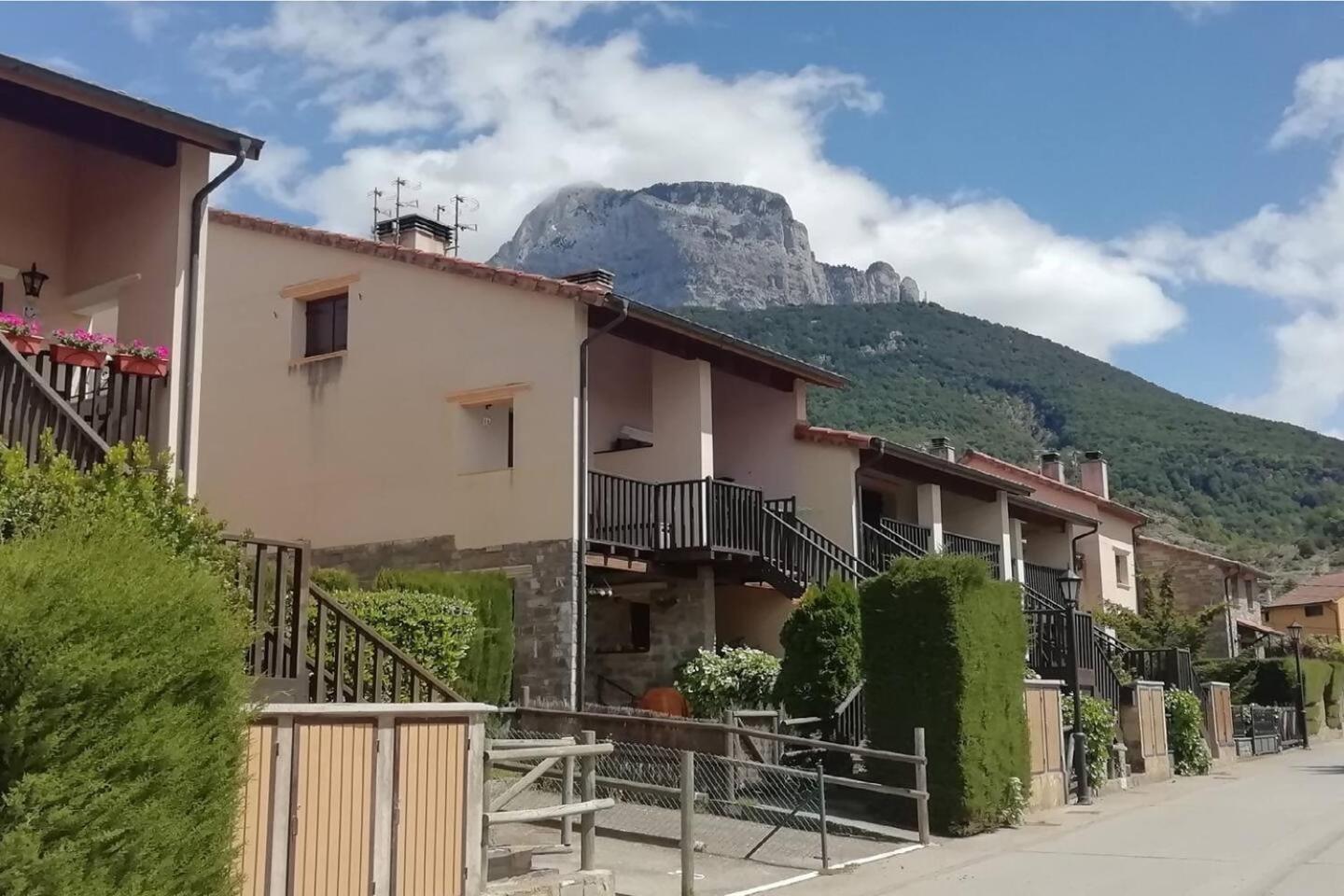 Duplex La Valle Ordesaainsa Laspuna Exterior photo